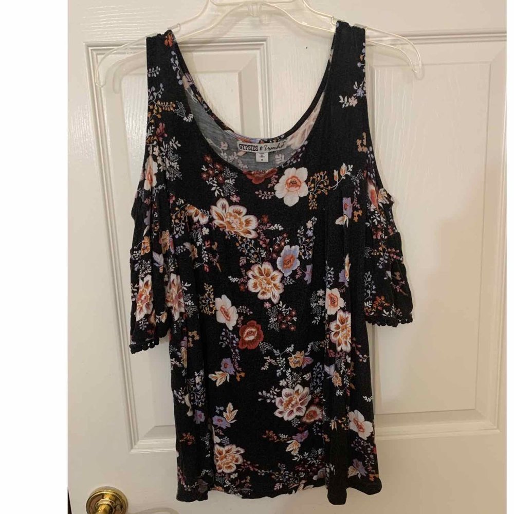 Gypsies & Moondust Floral Off The Shoulder Top